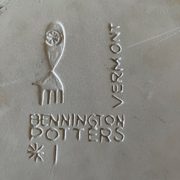 Vintage Bennington Potters Studio Vermont Decorative Butterfly Plate with Stand - Picture 5 of 6